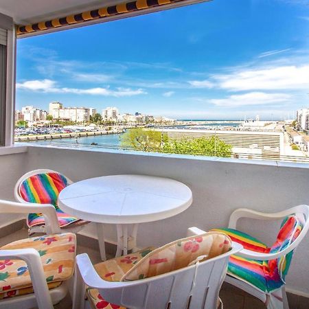 Stunning Apartment In Gandia With Kitchen 外观 照片